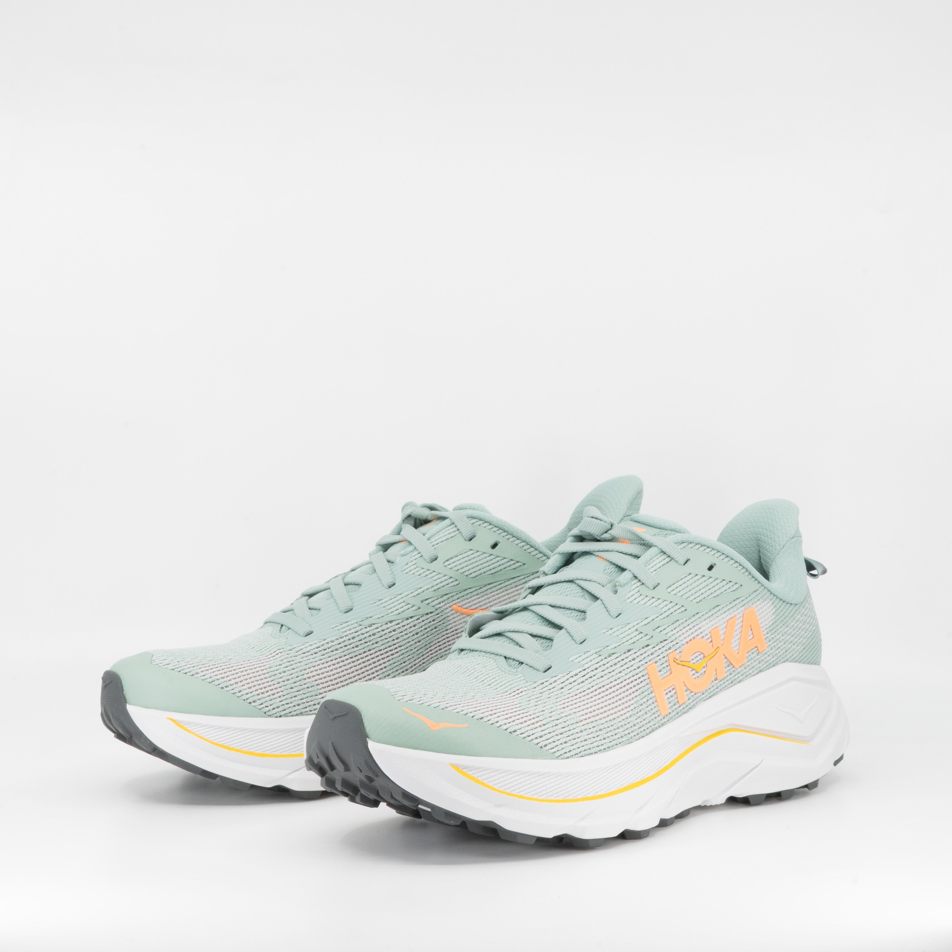 Hoka Challenger 8 (D Wide) Womens Jade/Cosmic Grey - Frontrunner Colombo